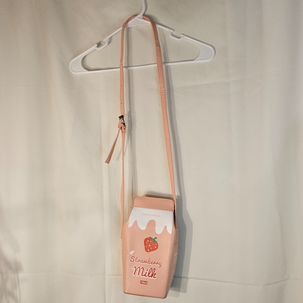 Strawberry Milk Carton Purse Novelty‎ Crossbody Bag Kawaii Cosplay Cute